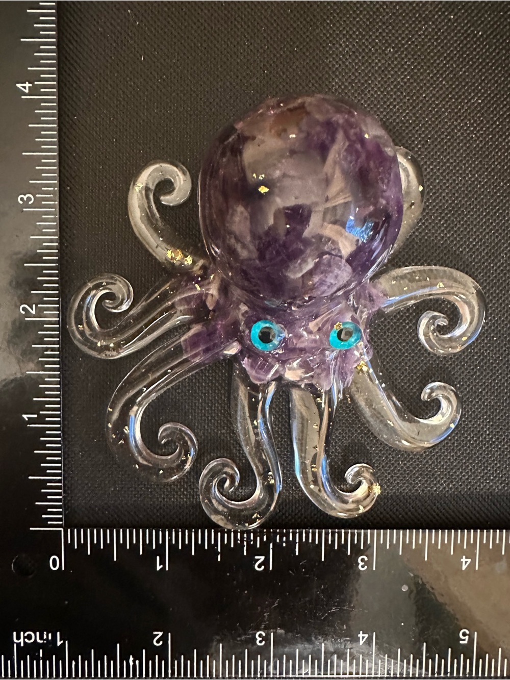 Resin and Amethyst Crystal Chips Octopus Figure - Picture 12 of 12